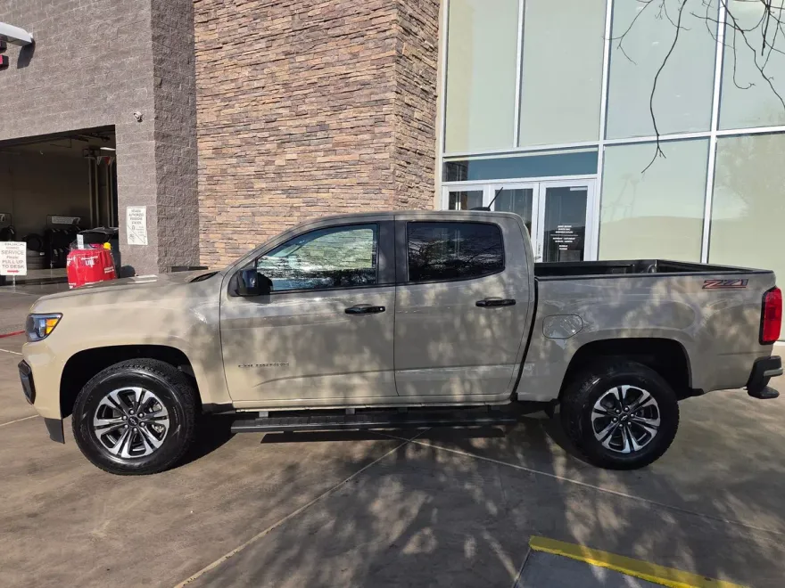 2022 Chevrolet Colorado Z71 photo 1