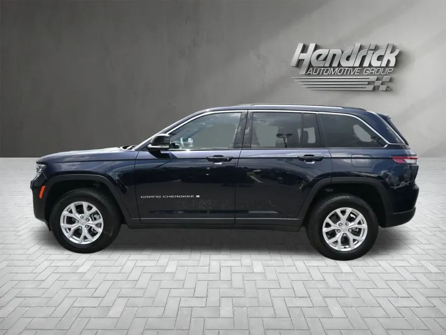 2023 Jeep Grand Cherokee Limited photo 1