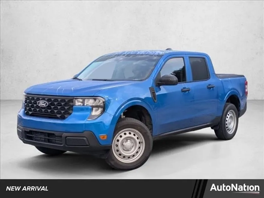 2025 Ford Maverick XL photo 1
