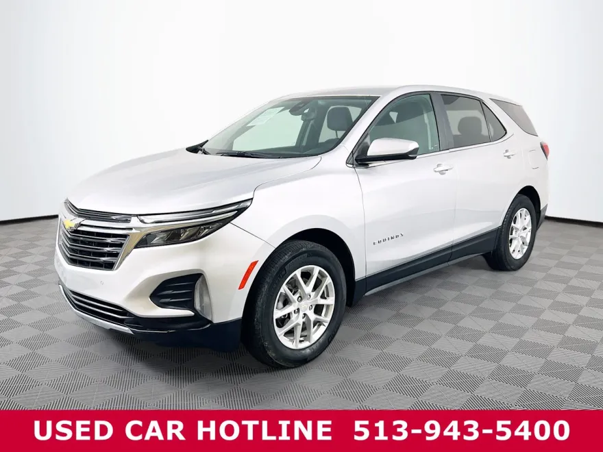 2022 Chevrolet Equinox LT photo 1