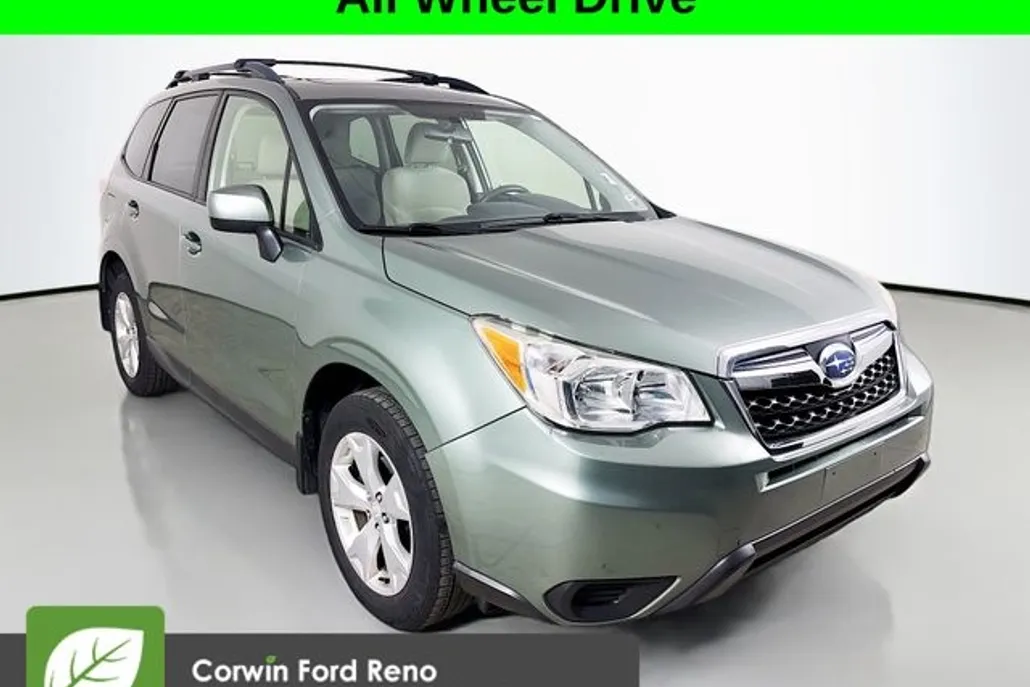 2015 Subaru Forester 2.5i Premium photo 1