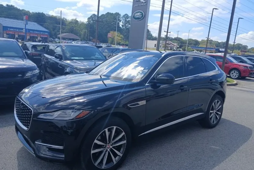2021 Jaguar F-PACE P250 S photo 1