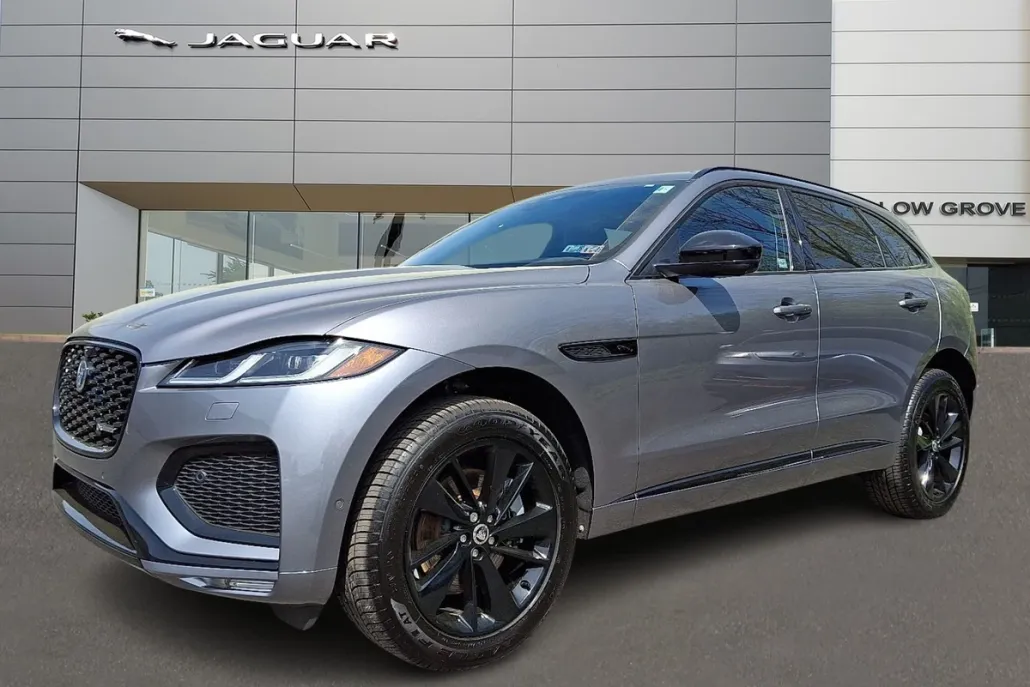 2025 Jaguar F-PACE R-Dynamic S P250 photo 1