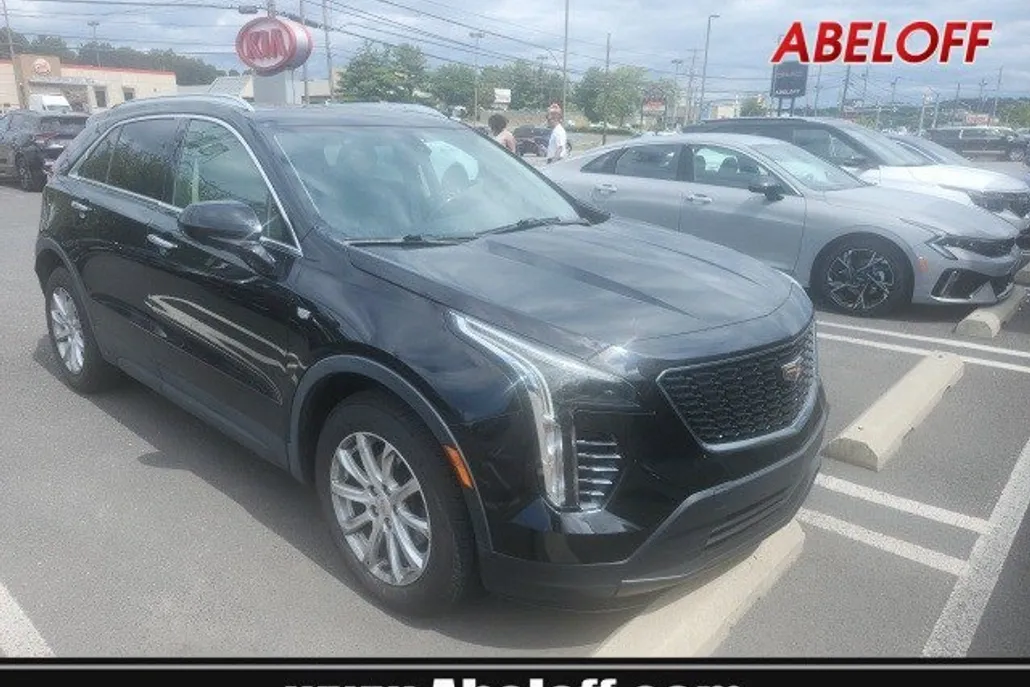 2019 Cadillac XT4 Luxury photo 1