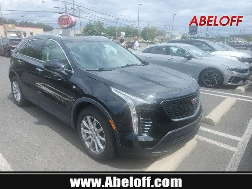 2019 Cadillac XT4 Luxury photo 1