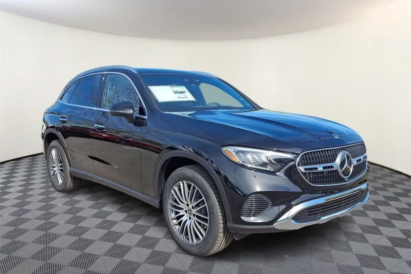 2026 Mercedes Benz GLC 300 4MATIC photo 1
