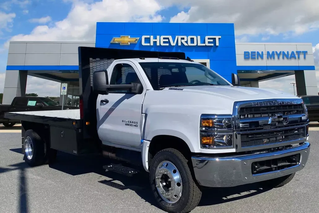 2023 Chevrolet Silverado 5500HD Work Truck photo 1