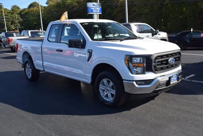 2023 Ford F-150 XL photo 1