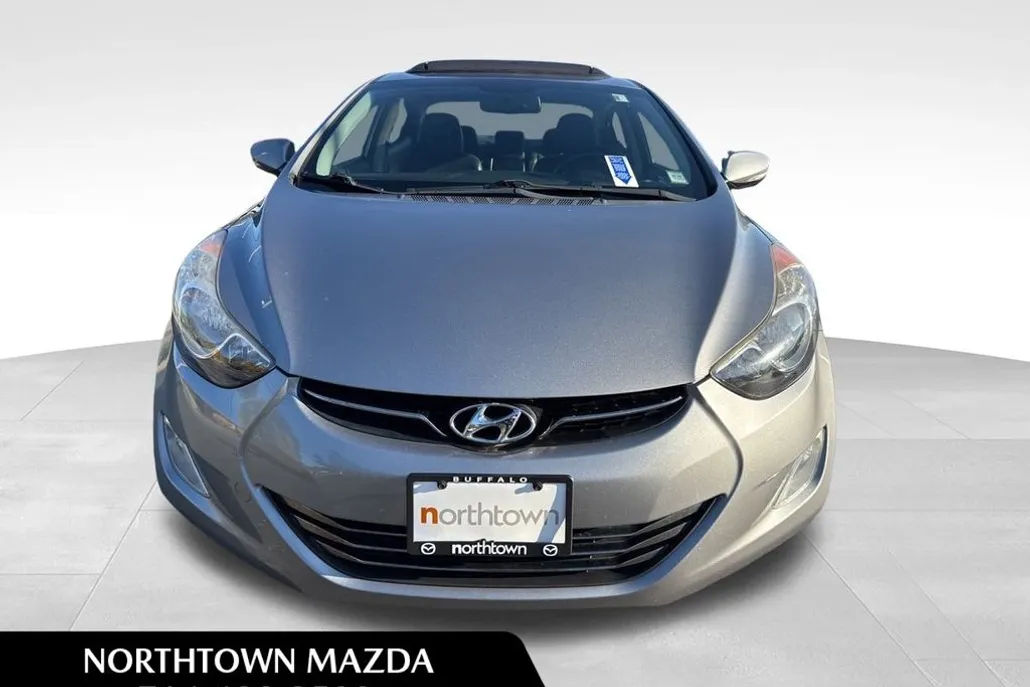 2012 Hyundai Elantra Limited photo 1