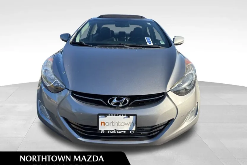 2012 Hyundai Elantra Limited photo 1