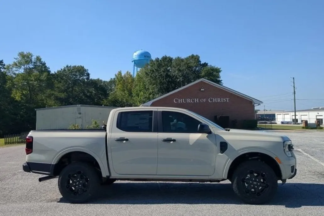 2025 Ford Ranger XLT photo 1