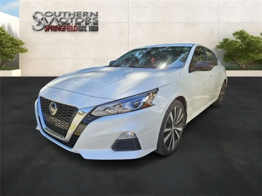 2020 Nissan Altima 2.5 SR photo 1