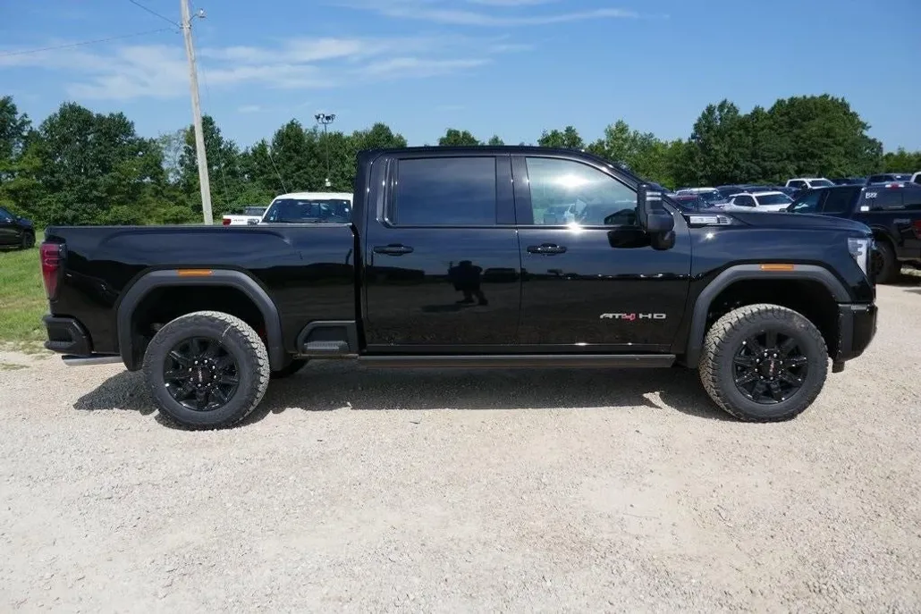 2025 Gmc Sierra 2500 HD AT4 photo 1