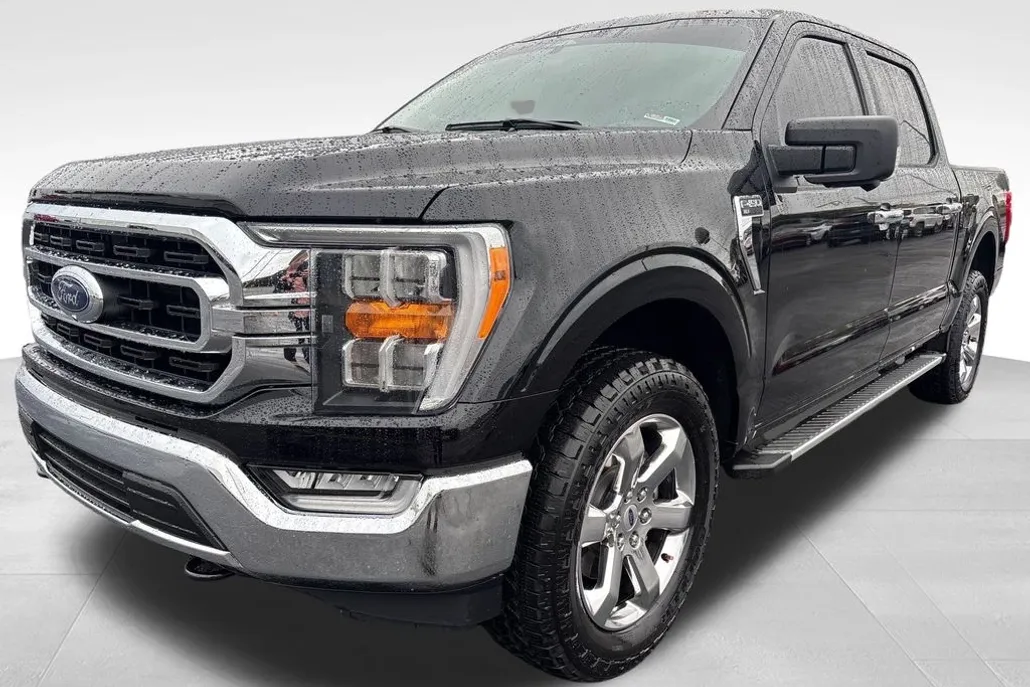 2023 Ford F-150 XLT photo 1