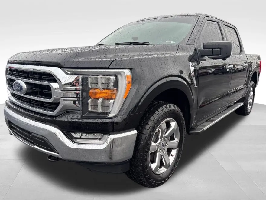 2023 Ford F-150 XLT photo 1