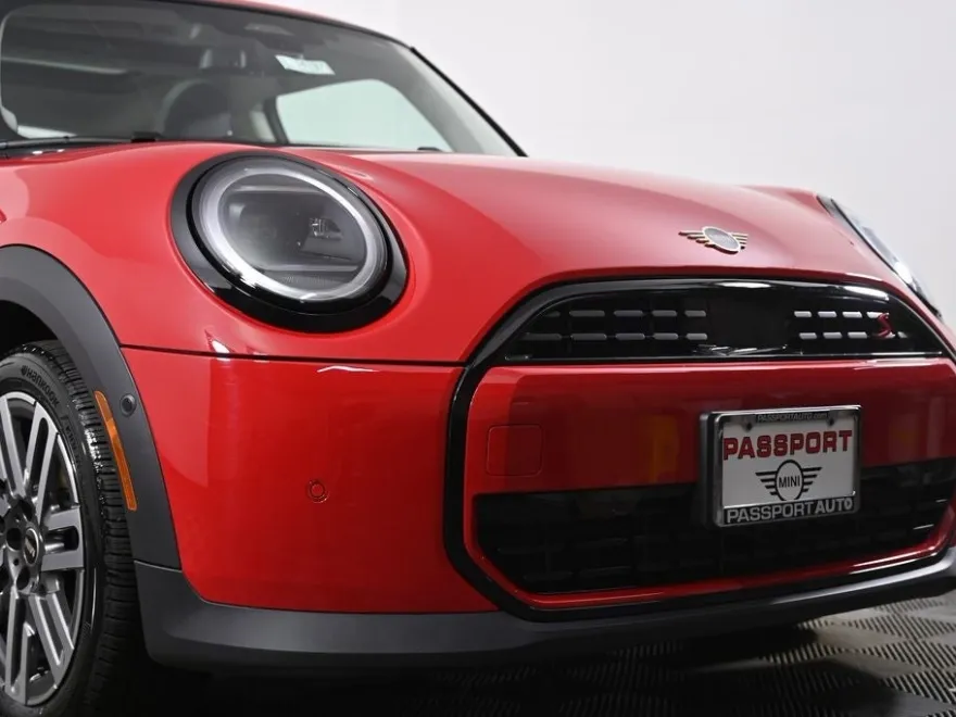 2025 Mini Cooper 2 Door Hardtop S photo 3