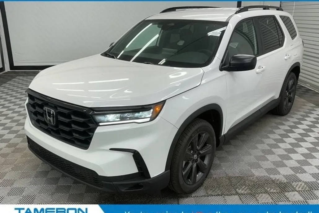 2025 Honda Pilot Sport photo 1