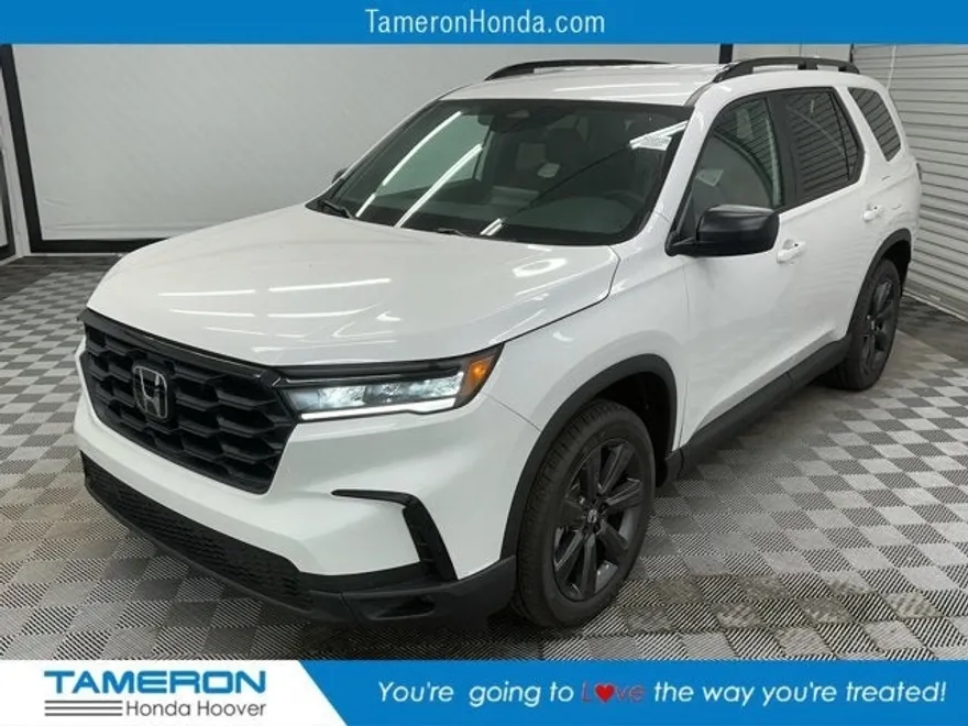 2025 Honda Pilot Sport photo 1