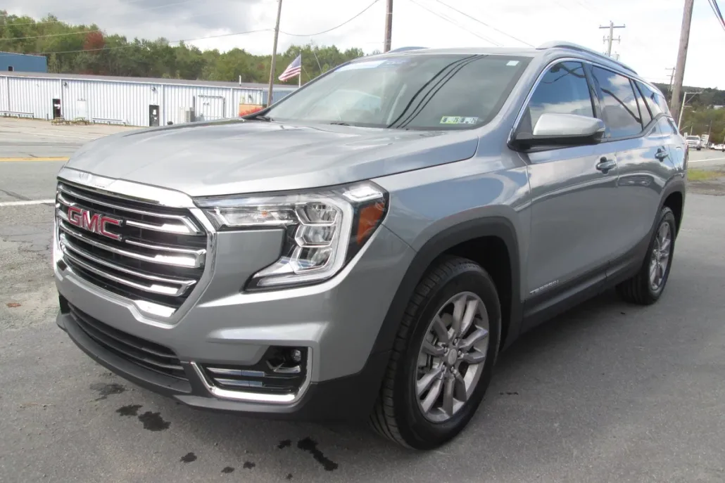 2024 Gmc Terrain SLT photo 1