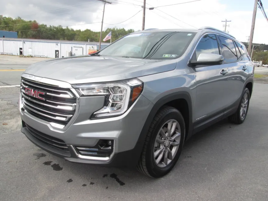 2024 Gmc Terrain SLT photo 1