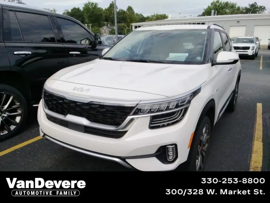 2023 Kia Seltos SX photo 1
