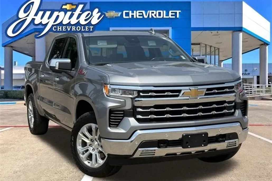 2024 Chevrolet Silverado 1500 LTZ photo 1