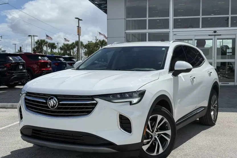 2023 Buick Envision Essence photo 1
