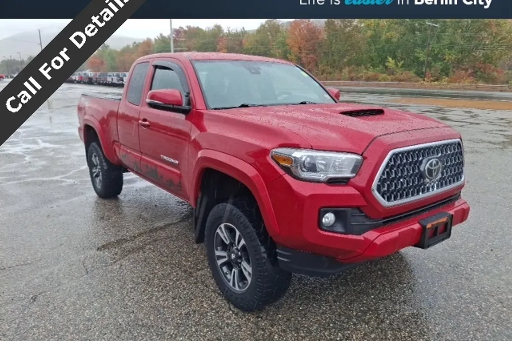 2019 Toyota Tacoma TRD Sport photo 1