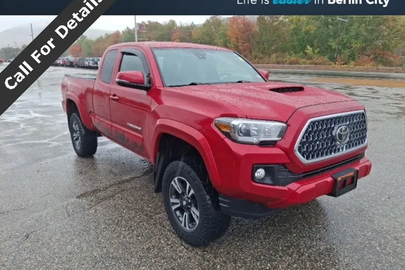 2019 Toyota Tacoma TRD Sport photo 1