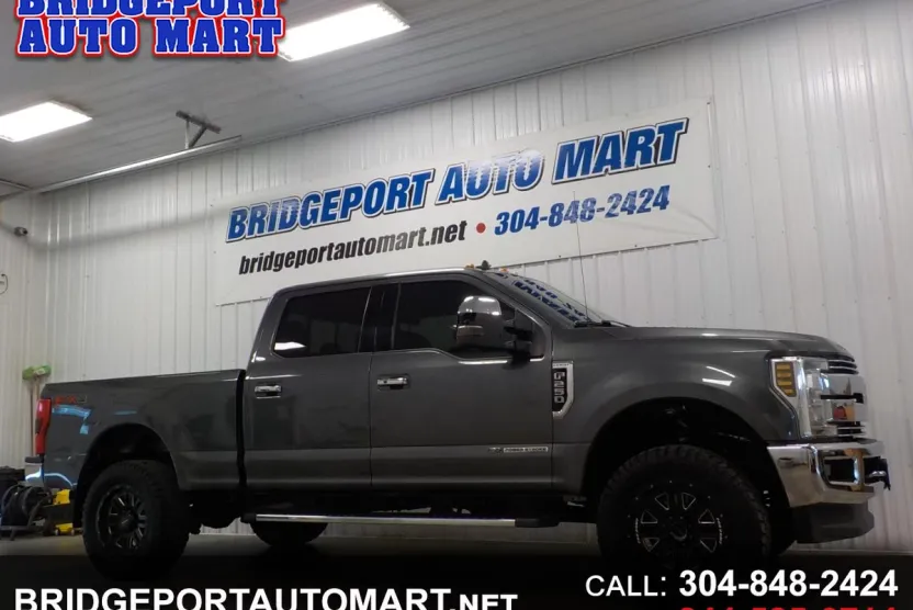 2019 Ford F-250 Lariat photo 1