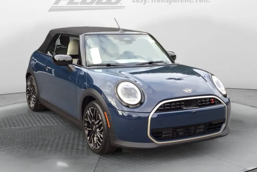 2026 Mini Cooper Convertible Iconic photo 1