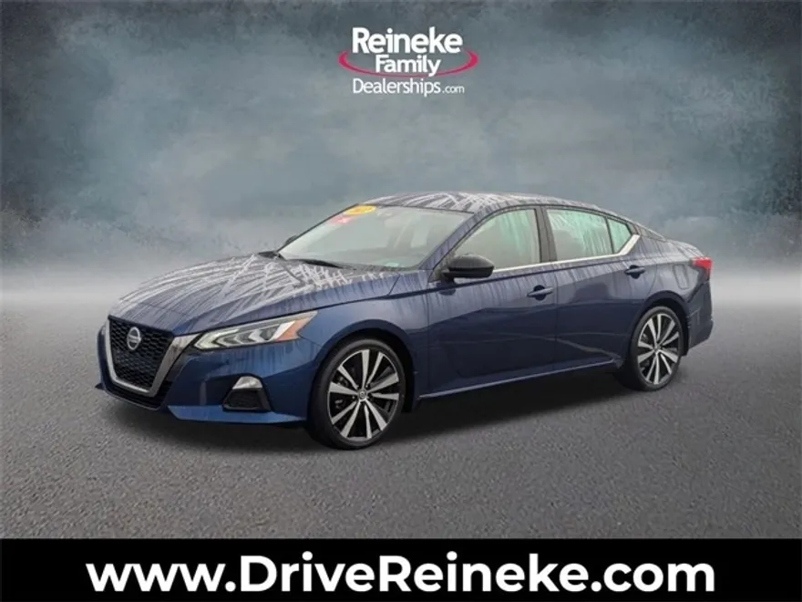 2022 Nissan Altima 2.5 SR photo 1