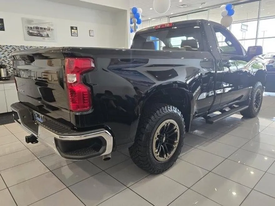 2026 Chevrolet Silverado 1500 Work Truck photo 1