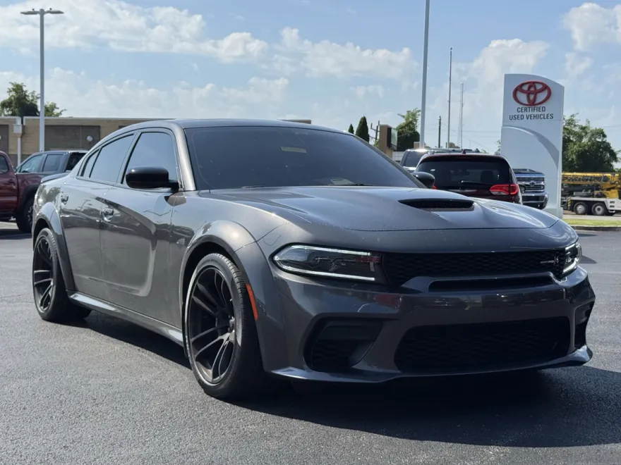2023 Dodge Charger Scat Pack photo 1