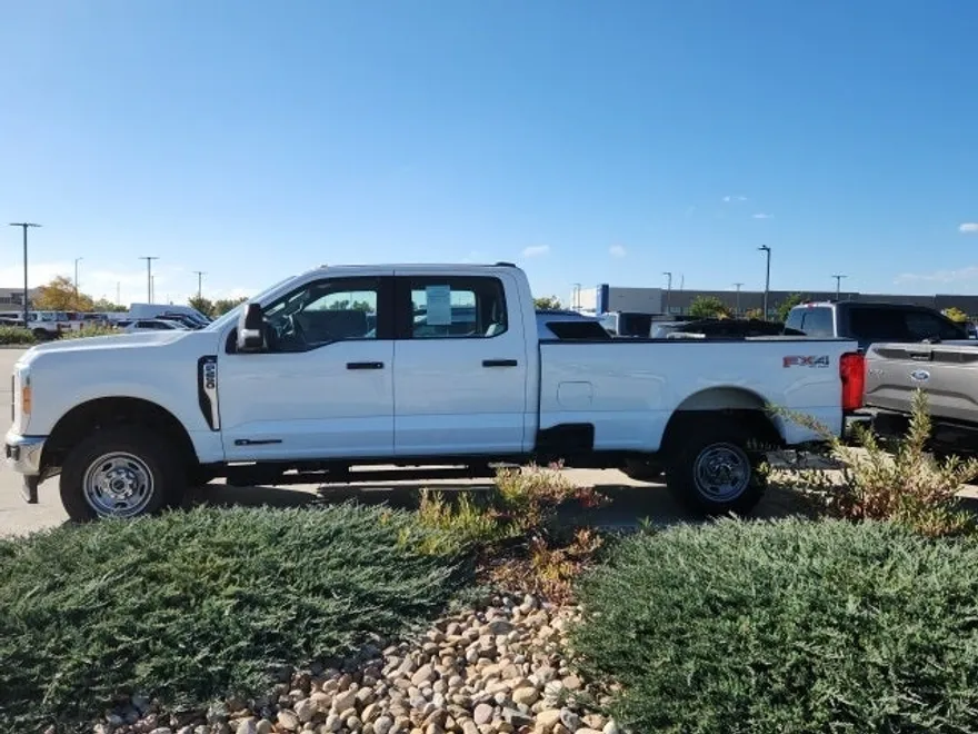 2023 Ford F-250 photo 1