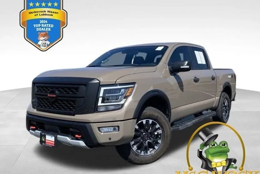 2022 Nissan Titan PRO-4X photo 1