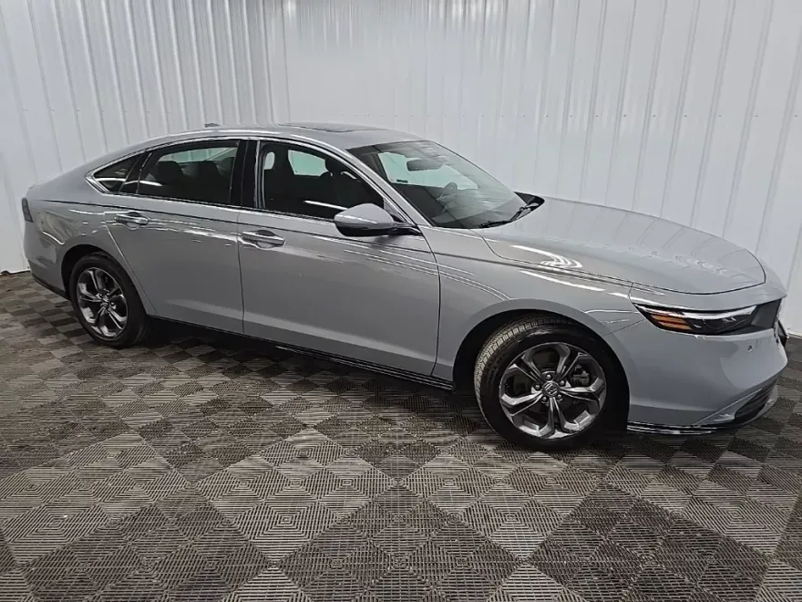 2023 Honda Accord Hybrid EX-L photo 1
