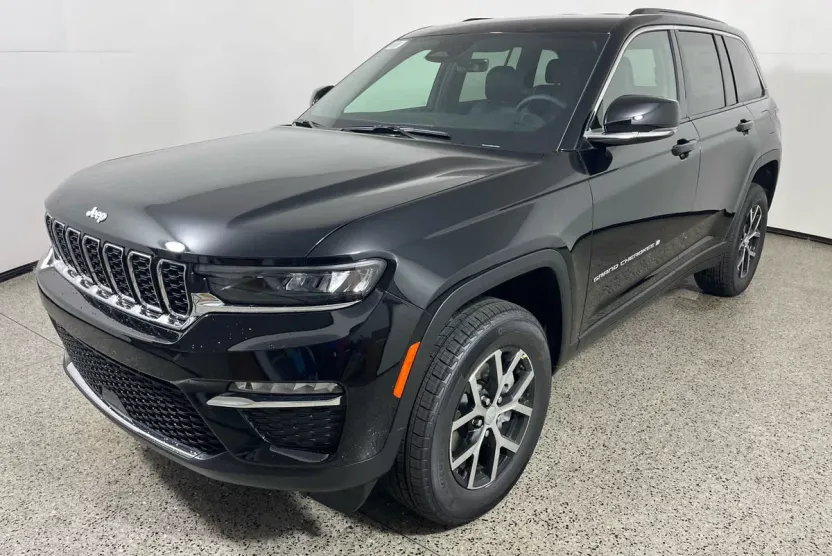 2025 Jeep Grand Cherokee Limited photo 1