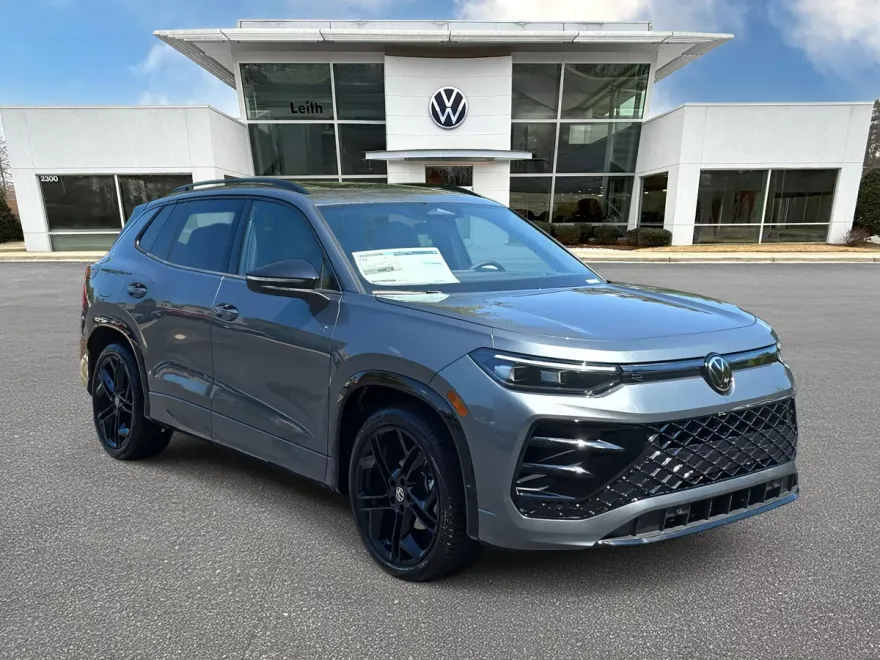 2025 Volkswagen Tiguan SE R-Line Black photo 1