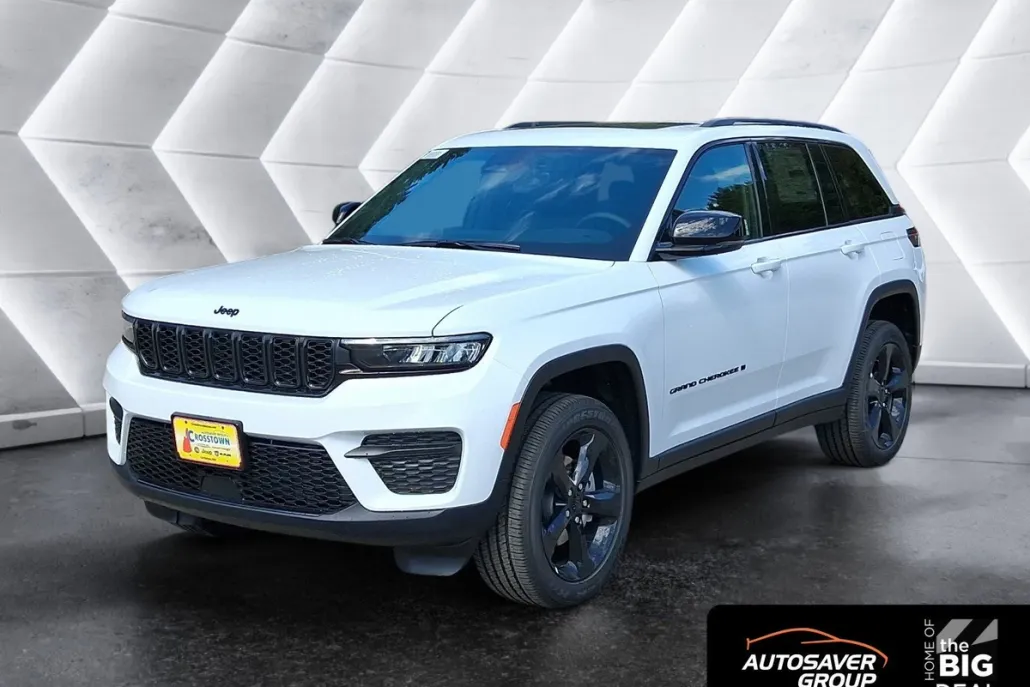 2025 Jeep Grand Cherokee Altitude photo 1