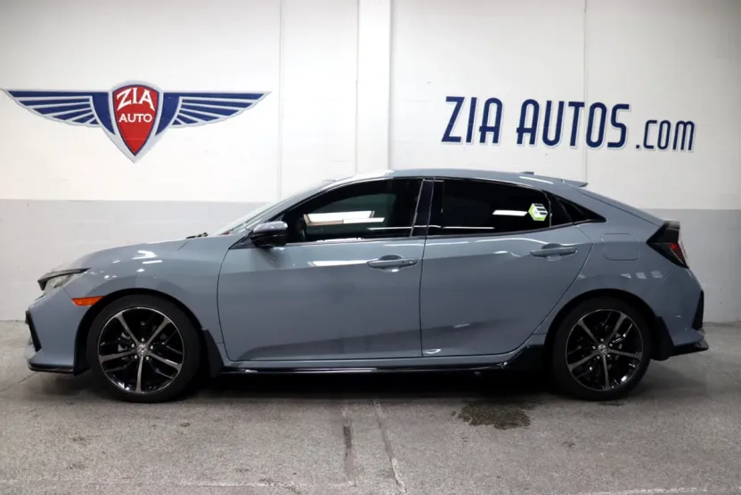 2021 Honda Civic Sport photo 1