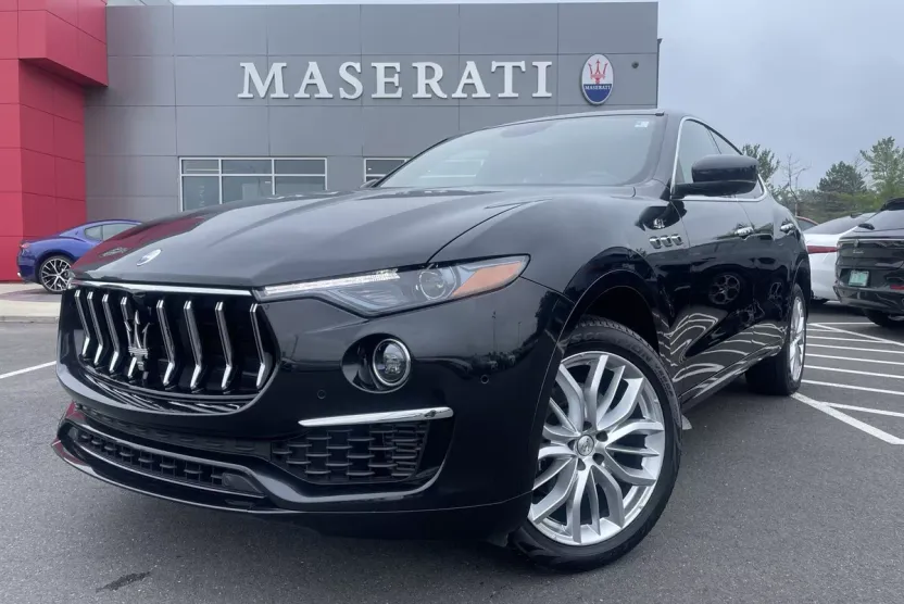 2022 Maserati Levante GT photo 1