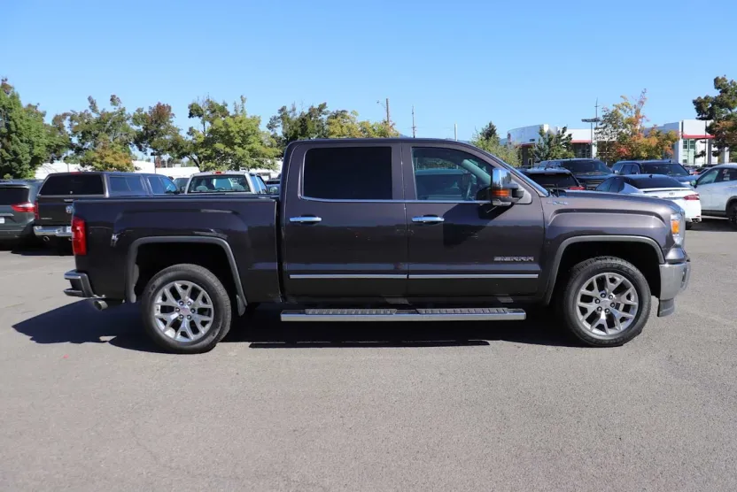 2015 Gmc Sierra 1500 SLT photo 1