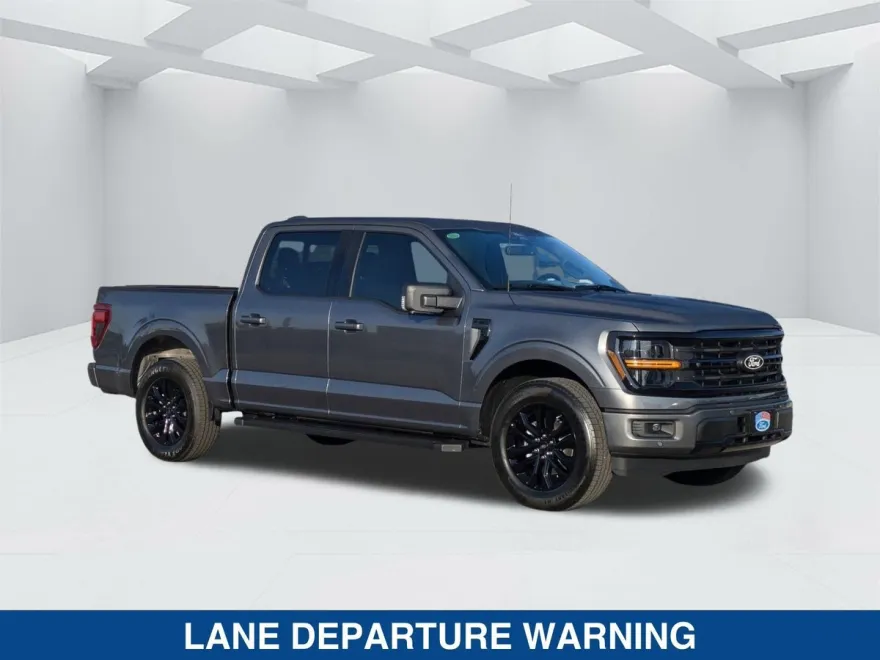 2025 Ford F-150 XLT photo 1