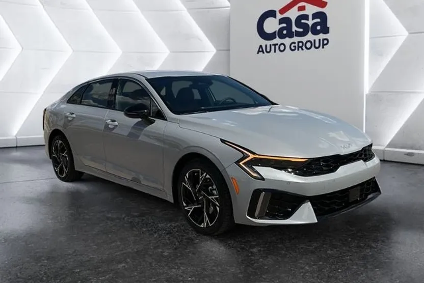 2026 Kia K5 GT-Line photo 1