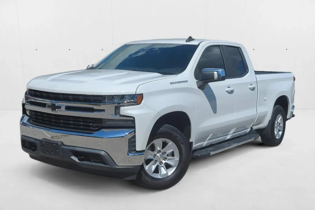 2020 Chevrolet Silverado 1500 LT photo 1