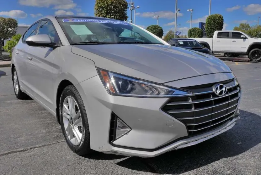 2020 Hyundai Elantra Value Edition photo 1