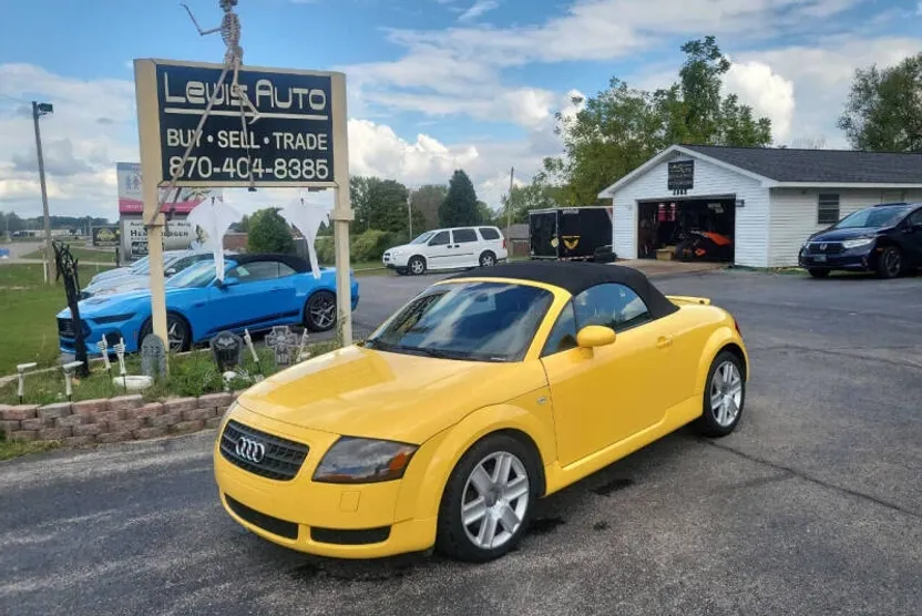 2004 Audi TT Roadster photo 1