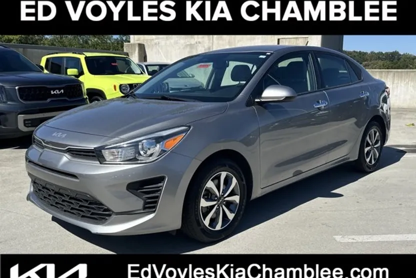2022 Kia Rio S photo 1