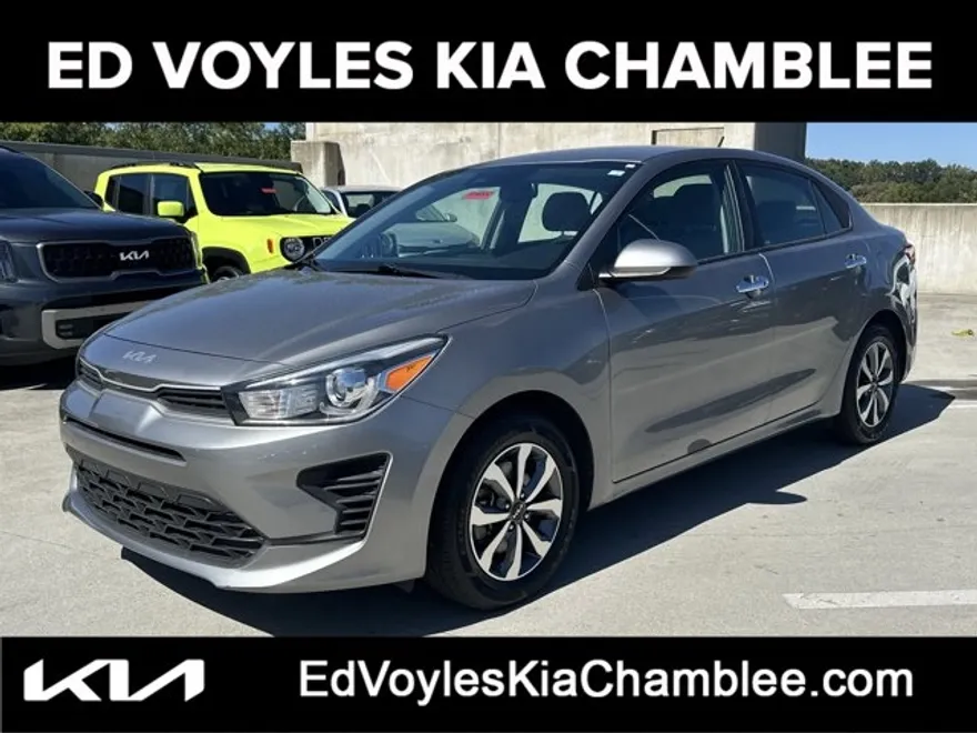 2022 Kia Rio S photo 1